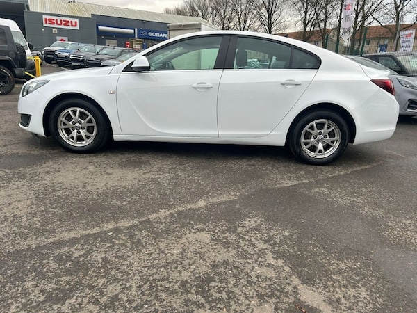 Used Vauxhall Insignia 2015 for sale - 69877359: Photo 8