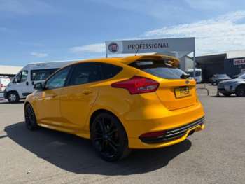 Used Ford Focus 2015 for sale - 75088025: Photo