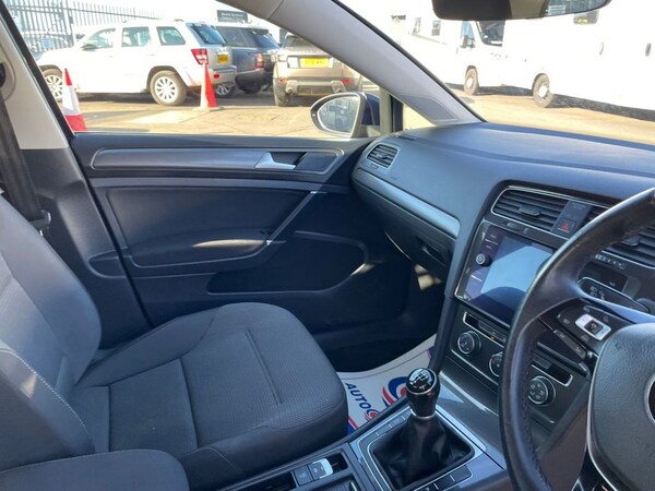 Used Volkswagen Golf 2017 for sale - 66711032: Photo 18