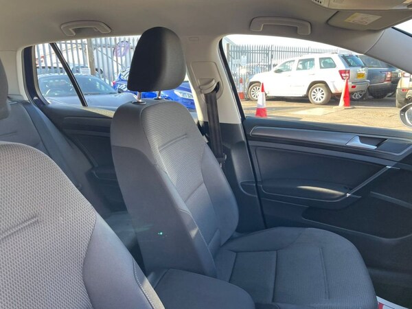 Used Volkswagen Golf 2017 for sale - 66711032: Photo 20