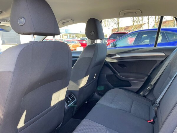 Used Volkswagen Golf 2017 for sale - 66711032: Photo 23