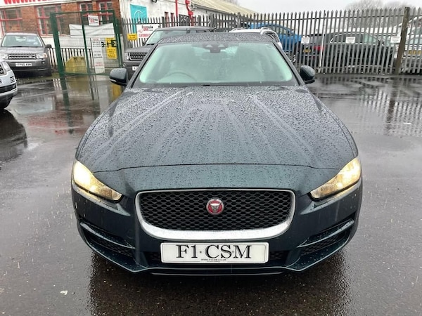Used Jaguar XE 2016 for sale - 69945863: Photo 2