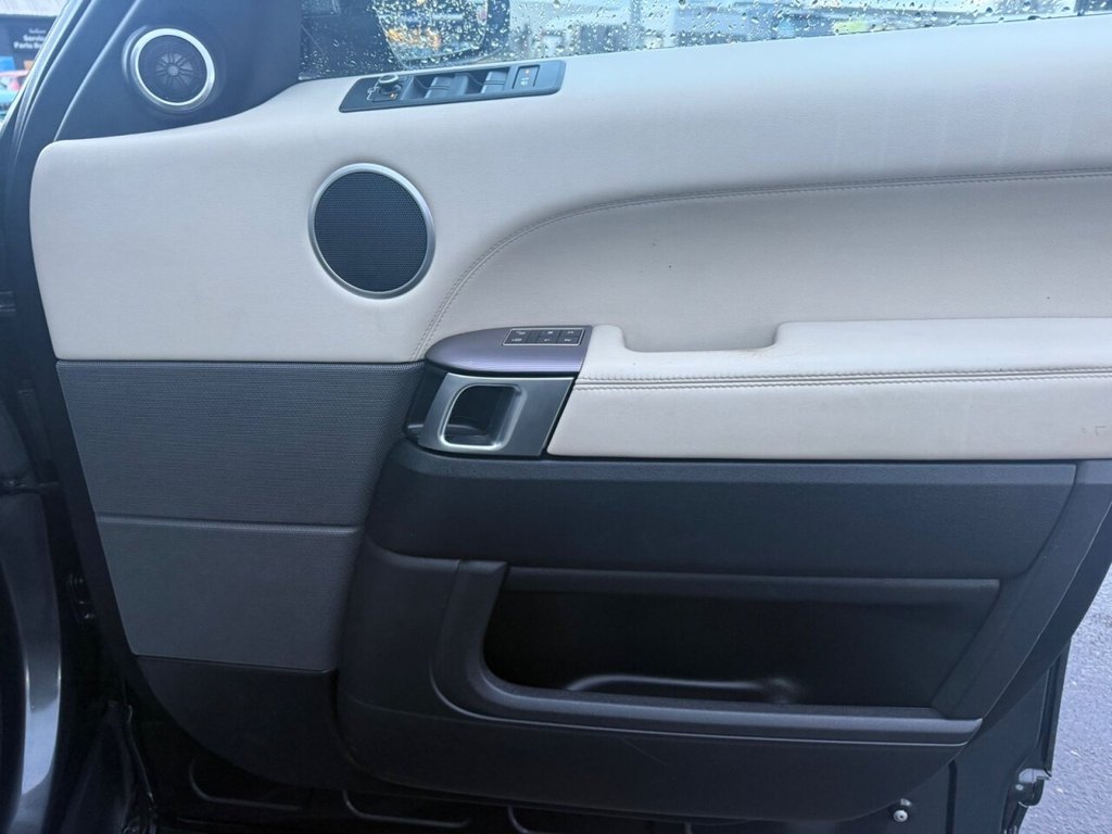 Used Land Rover Range Rover Sport 2015 for sale - 77007707: Photo 15