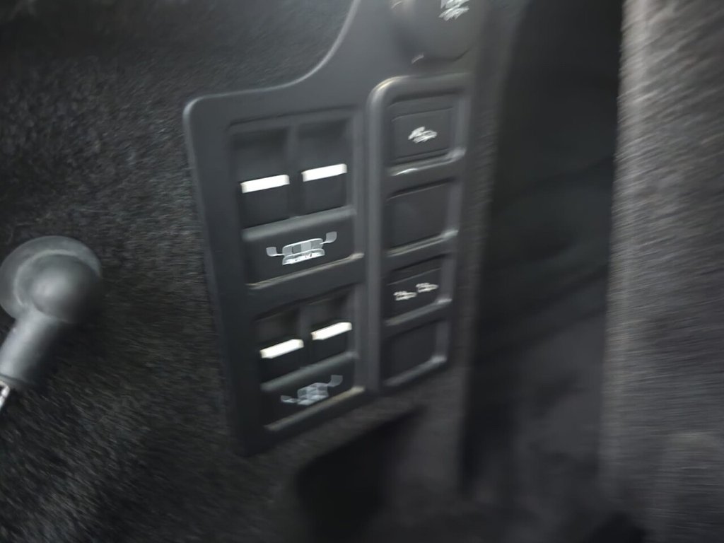 Used Land Rover Discovery 2019 for sale - 76178440: Photo 35