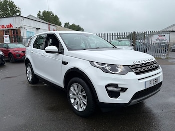 Used Land Rover Discovery Sport 2015 for sale - 77227481: Photo