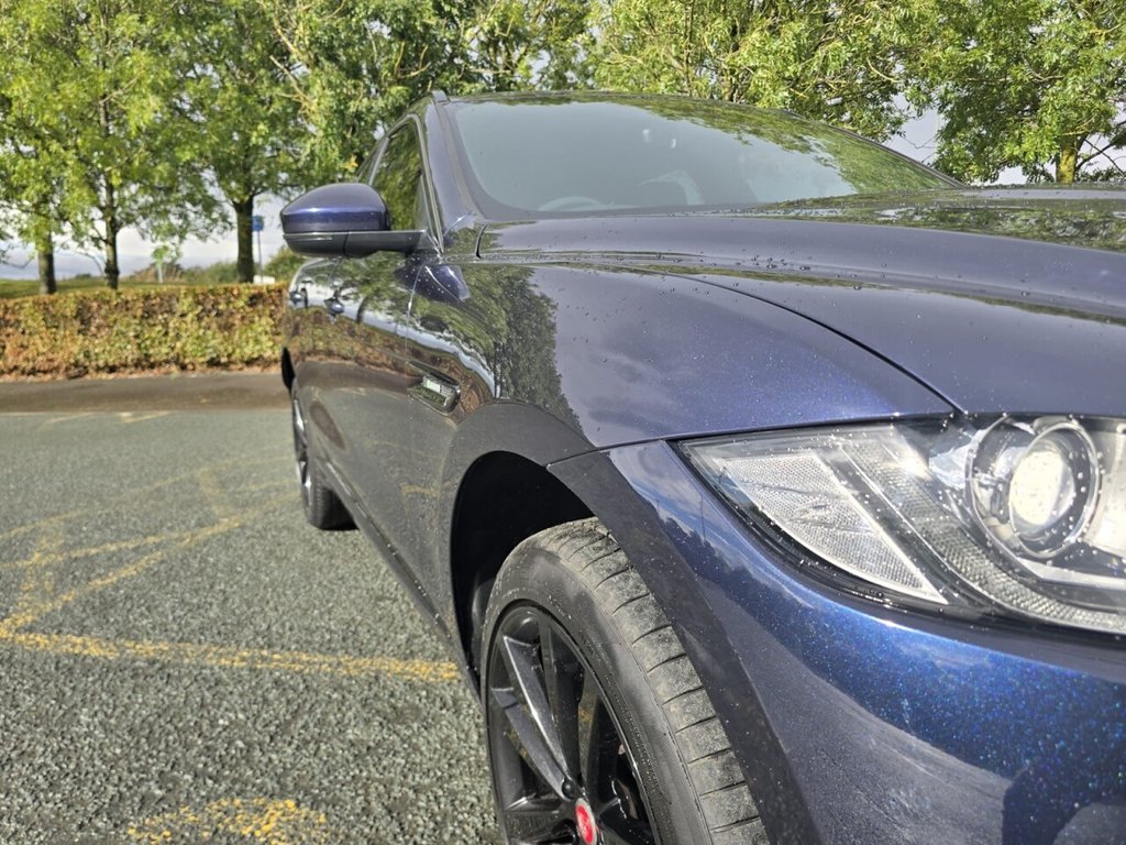 Used Jaguar F-Pace 2018 for sale - 75642517: Photo 15