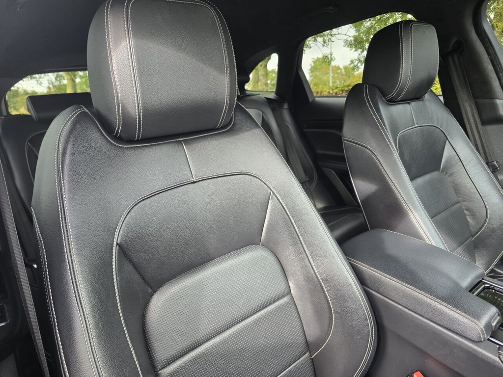 Used Jaguar F-Pace 2018 for sale - 75642517: Photo 24