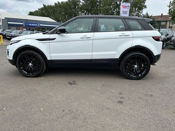 Used Land Rover Range Rover Evoque 2015 for sale - 68031438: Photo 4
