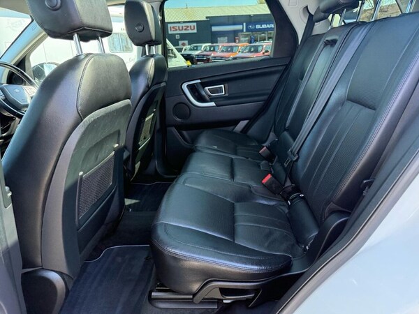 Used Land Rover Discovery Sport 2015 for sale - 74295883: Photo 31