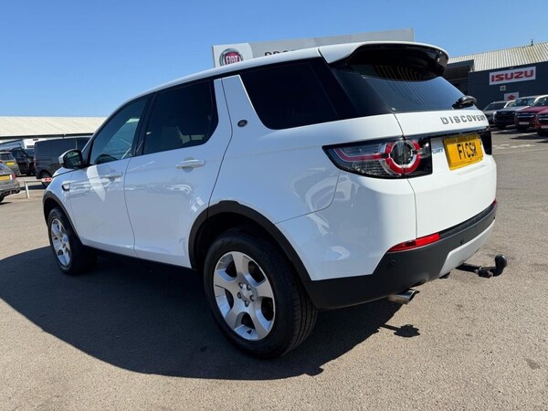 Used Land Rover Discovery Sport 2015 for sale - 74295883: Photo 5