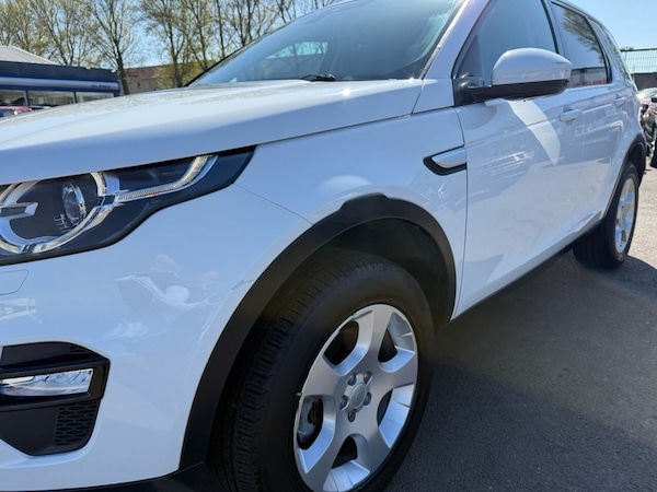 Used Land Rover Discovery Sport 2015 for sale - 74295883: Photo 8