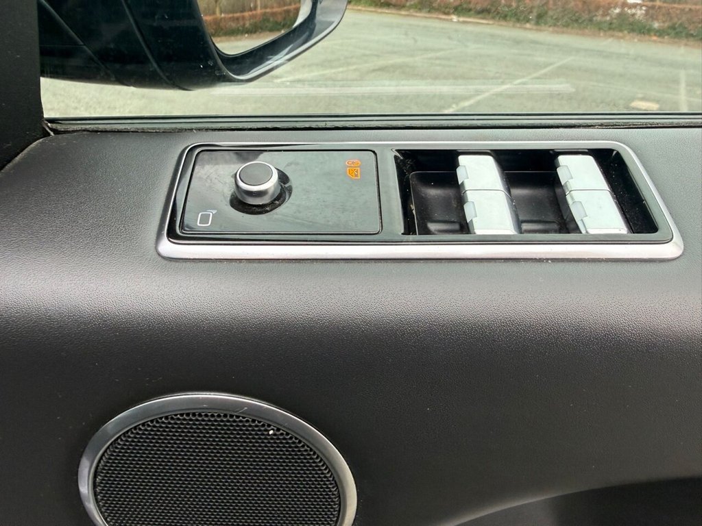 Used Land Rover Range Rover Sport 2019 for sale - 77302398: Photo 38