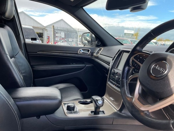 Used Jeep Grand Cherokee 2015 for sale - 64359811: Photo 15