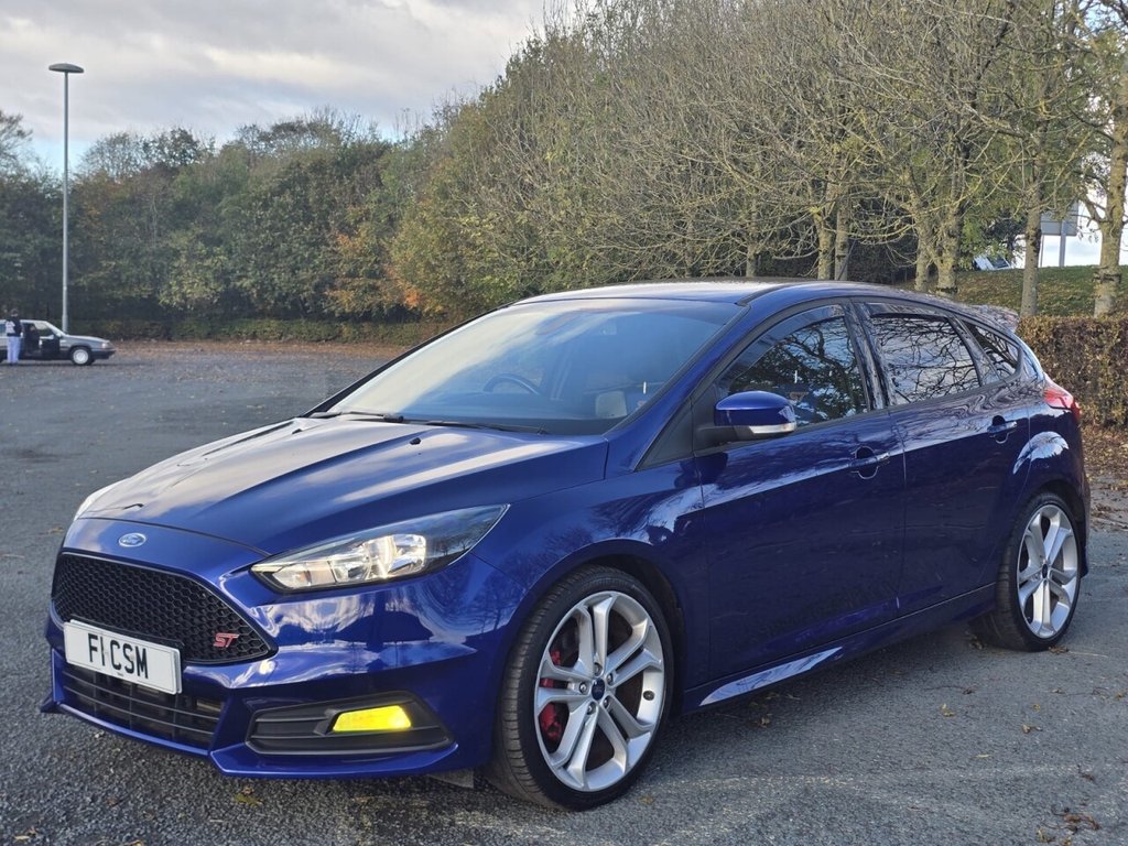 Used Ford Focus 2015 for sale - 75936657: Photo 2