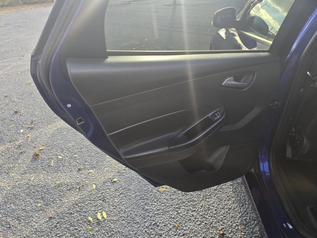 Used Ford Focus 2015 for sale - 75936657: Photo 36