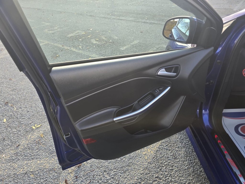 Used Ford Focus 2015 for sale - 75936657: Photo 37