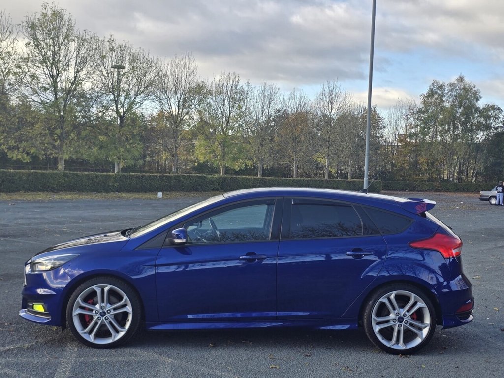 Used Ford Focus 2015 for sale - 75936657: Photo 6