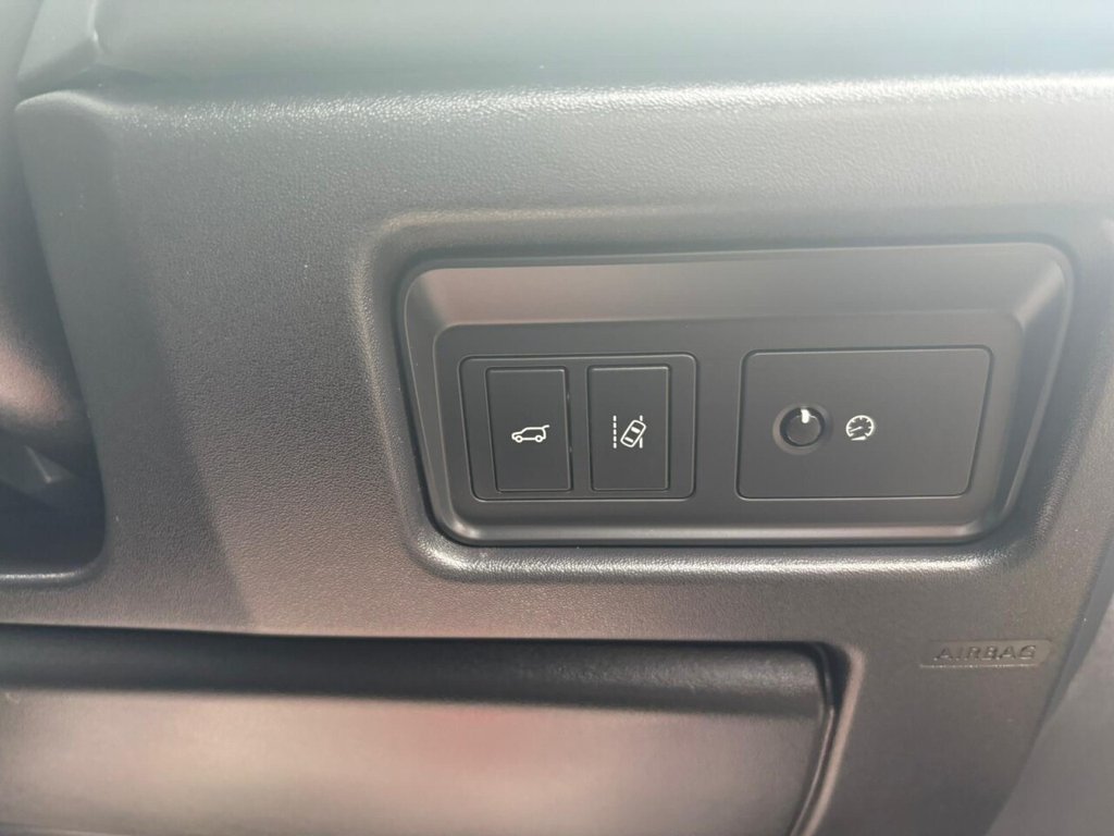 Used Land Rover Discovery Sport 2017 for sale - 77668808: Photo 16