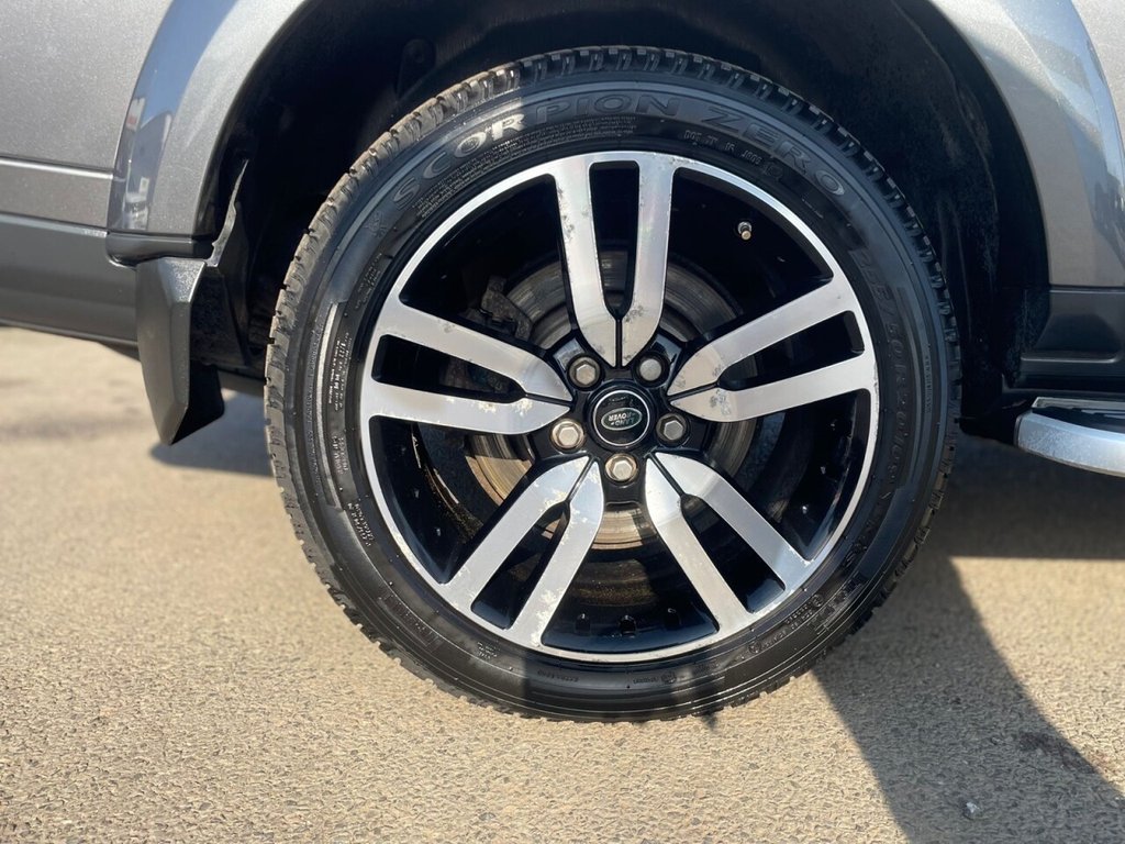 Used Land Rover Discovery 4 2015 for sale - 77636690: Photo 11