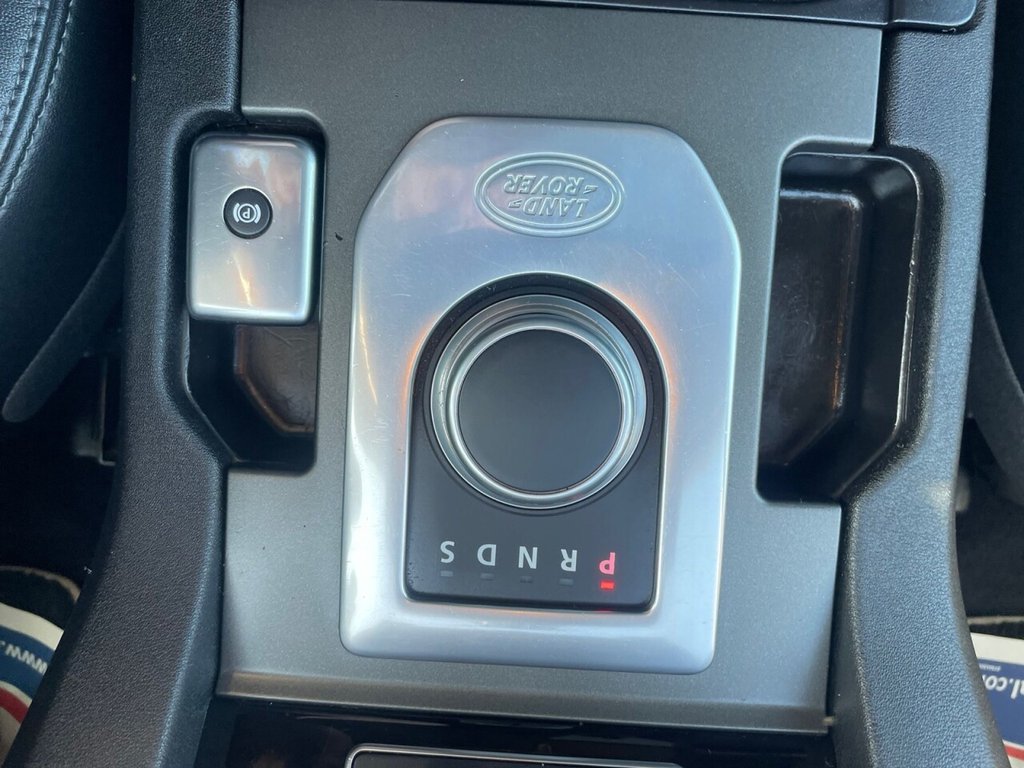 Used Land Rover Discovery 4 2015 for sale - 77636690: Photo 21