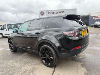 Used Land Rover Discovery Sport 2017 for sale - 74054044: Photo
