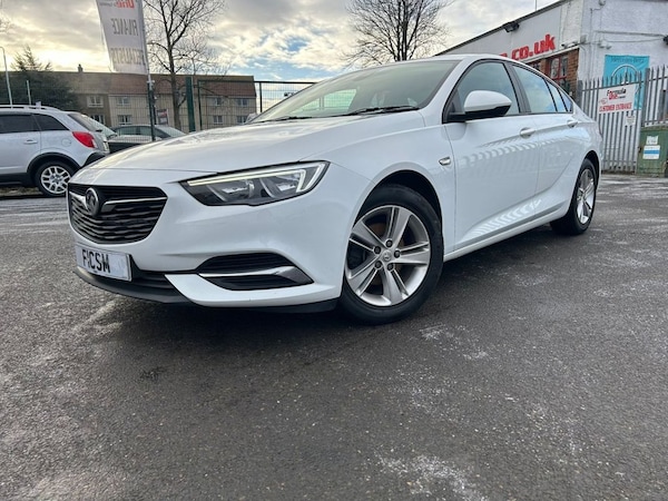 Used Vauxhall Insignia 2018 for sale - 69604258: Photo 2