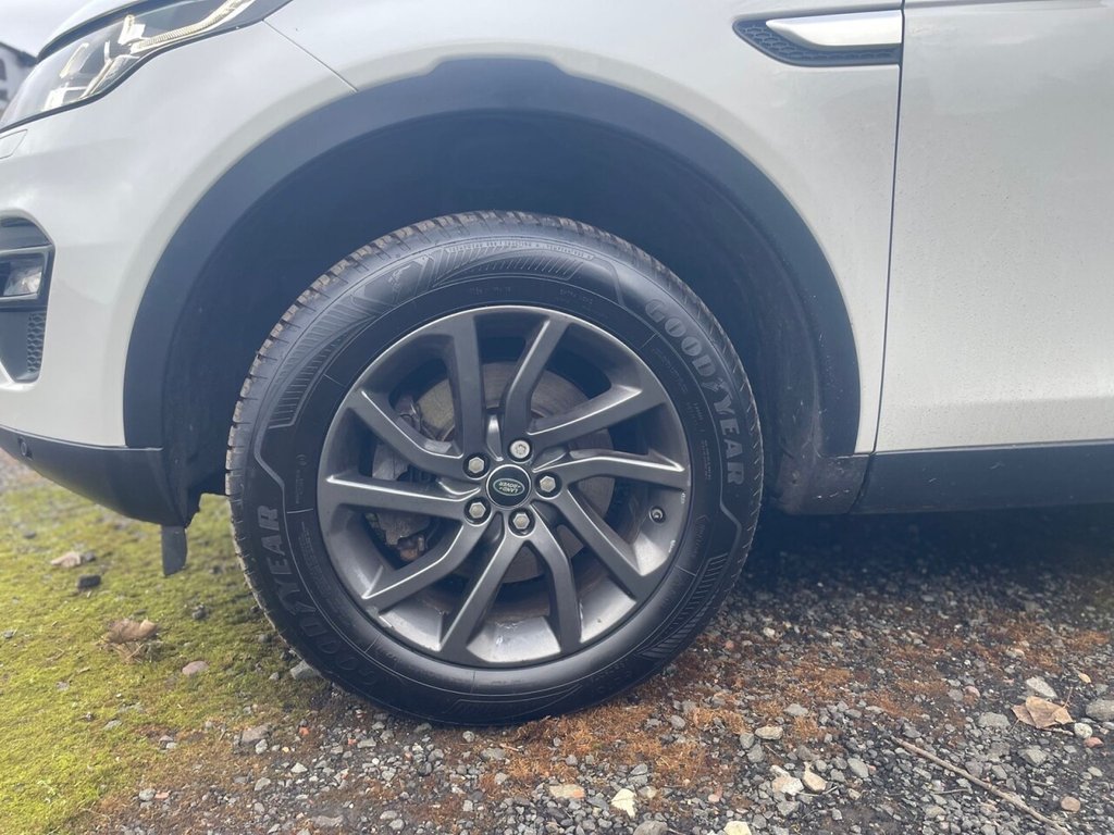 Used Land Rover Discovery Sport 2017 for sale - 77227366: Photo 11