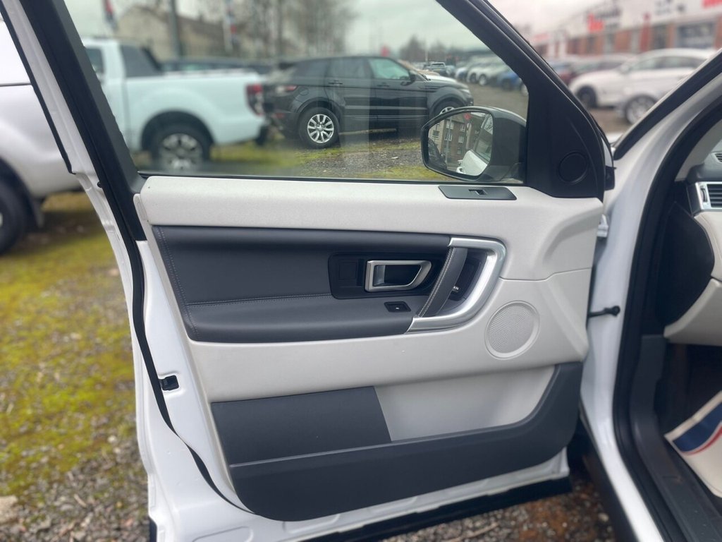 Used Land Rover Discovery Sport 2017 for sale - 77227366: Photo 30