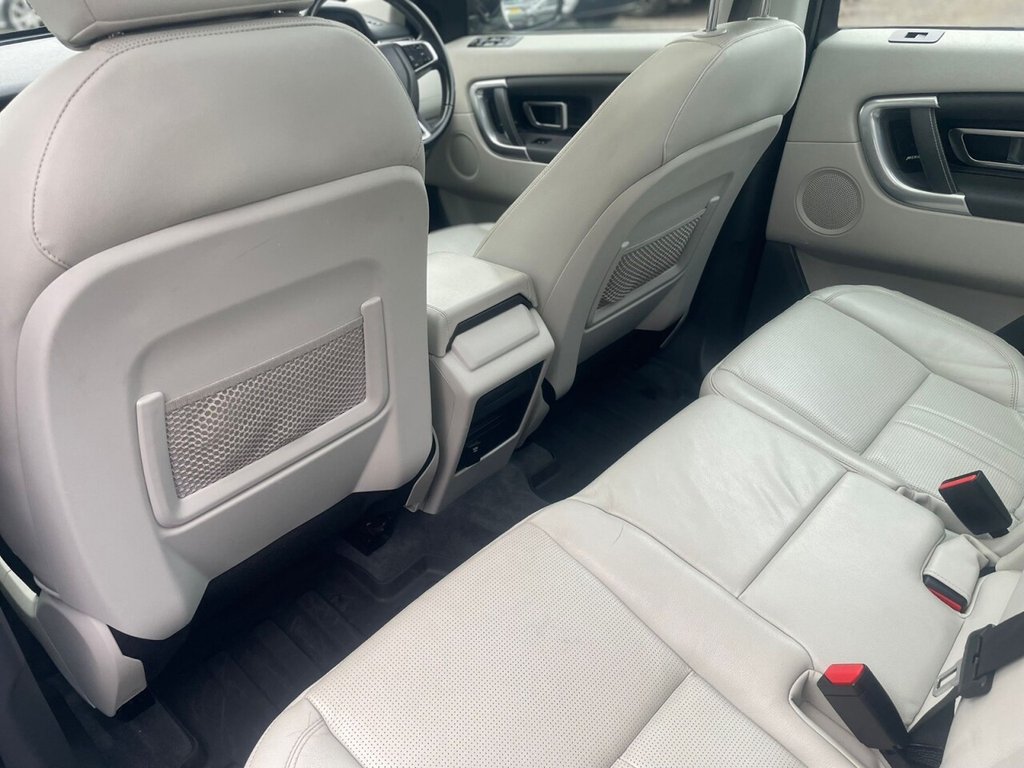 Used Land Rover Discovery Sport 2017 for sale - 77227366: Photo 36