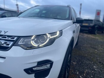 Used Land Rover Discovery Sport 2017 for sale - 77227366: Photo