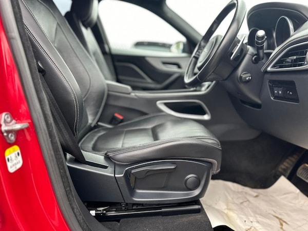Used Jaguar F-Pace 2017 for sale - 70625986: Photo 17