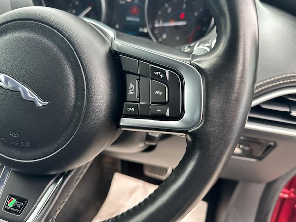 Used Jaguar F-Pace 2017 for sale - 70625986: Photo 21
