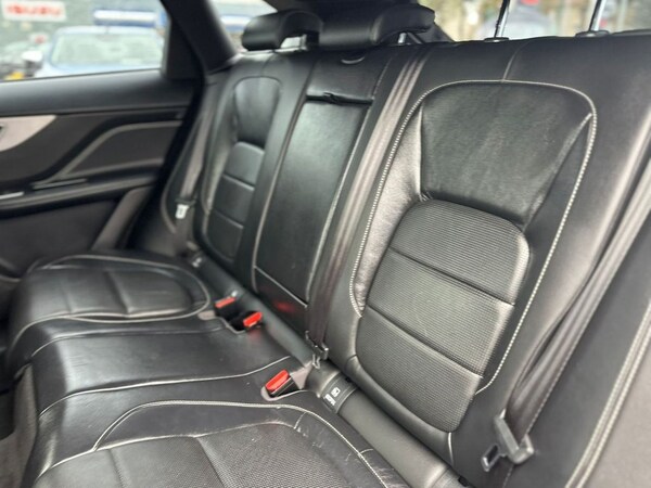 Used Jaguar F-Pace 2017 for sale - 70625986: Photo 31