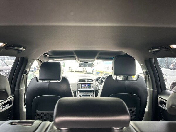 Used Jaguar F-Pace 2017 for sale - 70625986: Photo 37