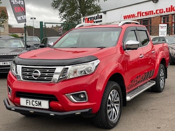 Used Nissan Navara 2017 for sale - 75122105: Photo