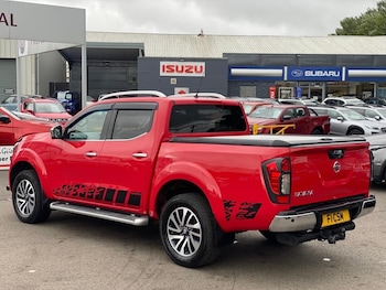 Used Nissan Navara 2017 for sale - 75122105: Photo