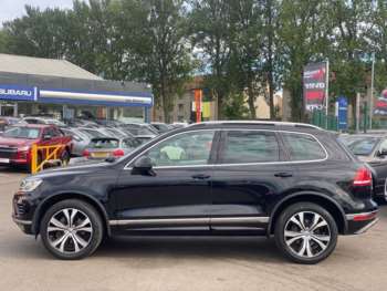 Used Volkswagen Touareg 2015 for sale - 63503953: Photo