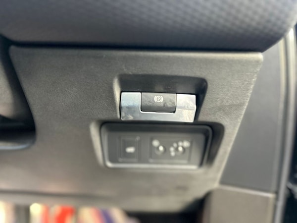 Used Land Rover Range Rover Evoque 2019 for sale - 72866400: Photo 17