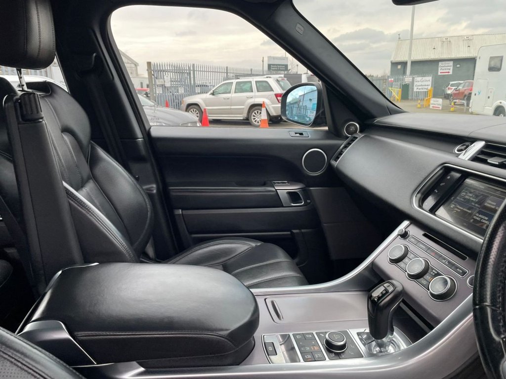 Used Land Rover Range Rover Sport 2015 for sale - 77668771: Photo 18