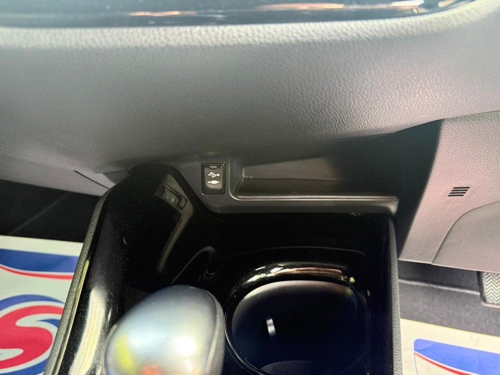 Used Toyota C-HR 2017 for sale - 76162986: Photo 43