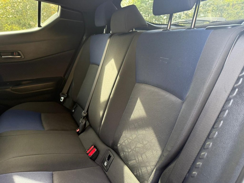 Used Toyota C-HR 2017 for sale - 76162986: Photo 48