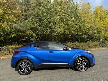 Used Toyota C-HR 2017 for sale - 76162986: Photo