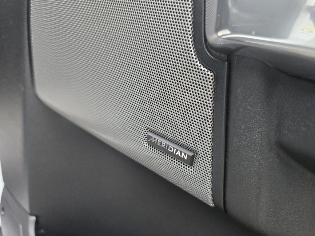 Used Land Rover Discovery 2015 for sale - 76323660: Photo 30