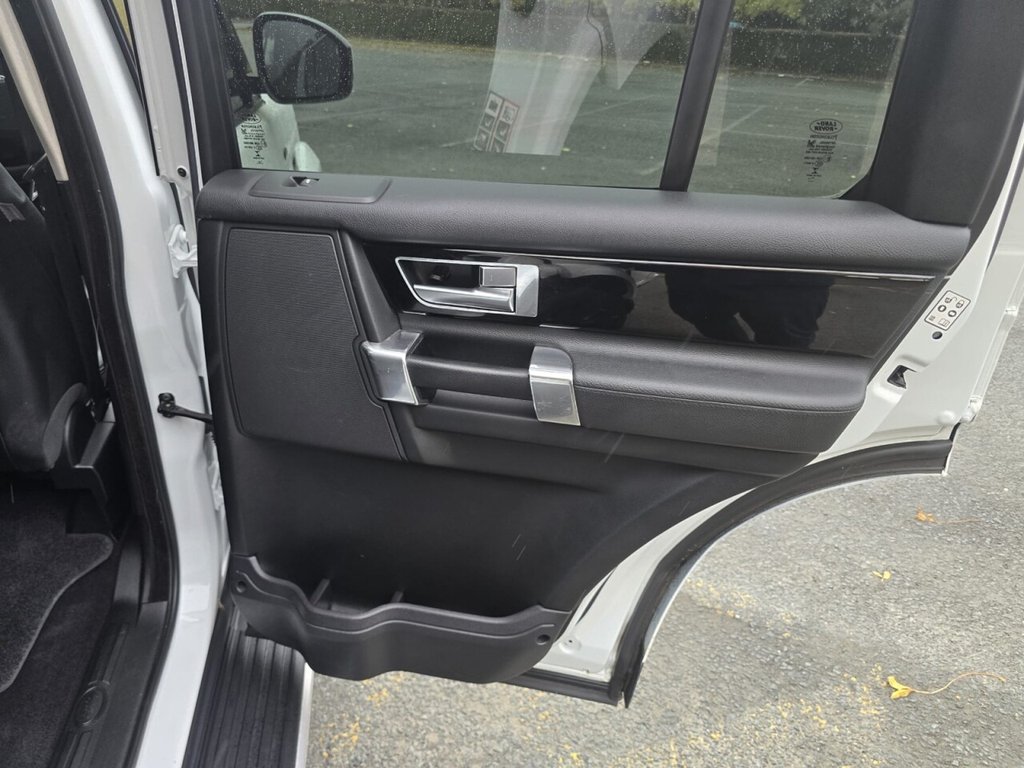 Used Land Rover Discovery 2015 for sale - 76323660: Photo 43