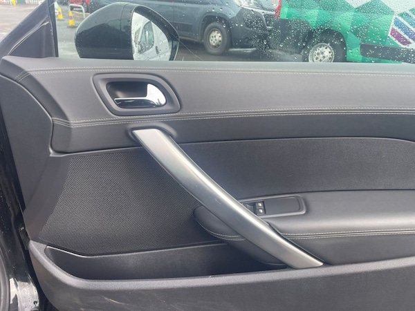 Used Peugeot RCZ 2012 for sale - 69945787: Photo 16