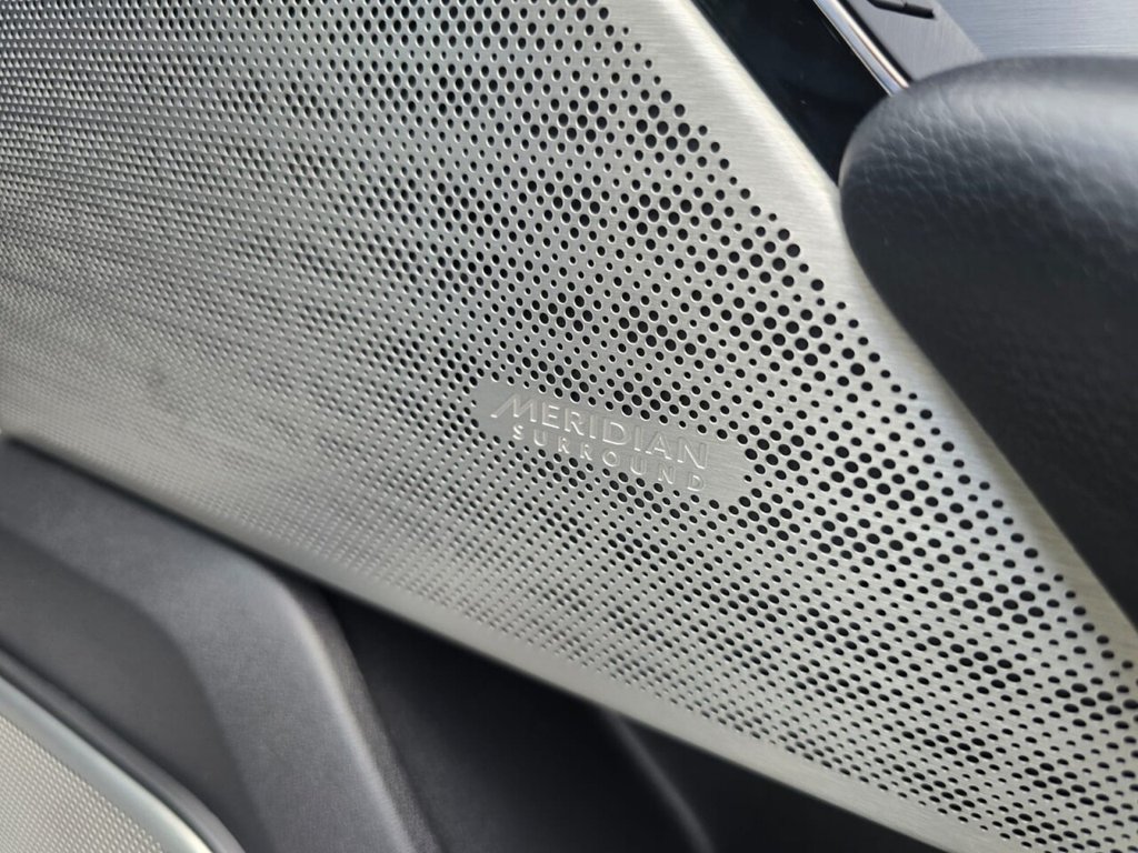 Used Land Rover Range Rover Velar 2019 for sale - 76178439: Photo 23