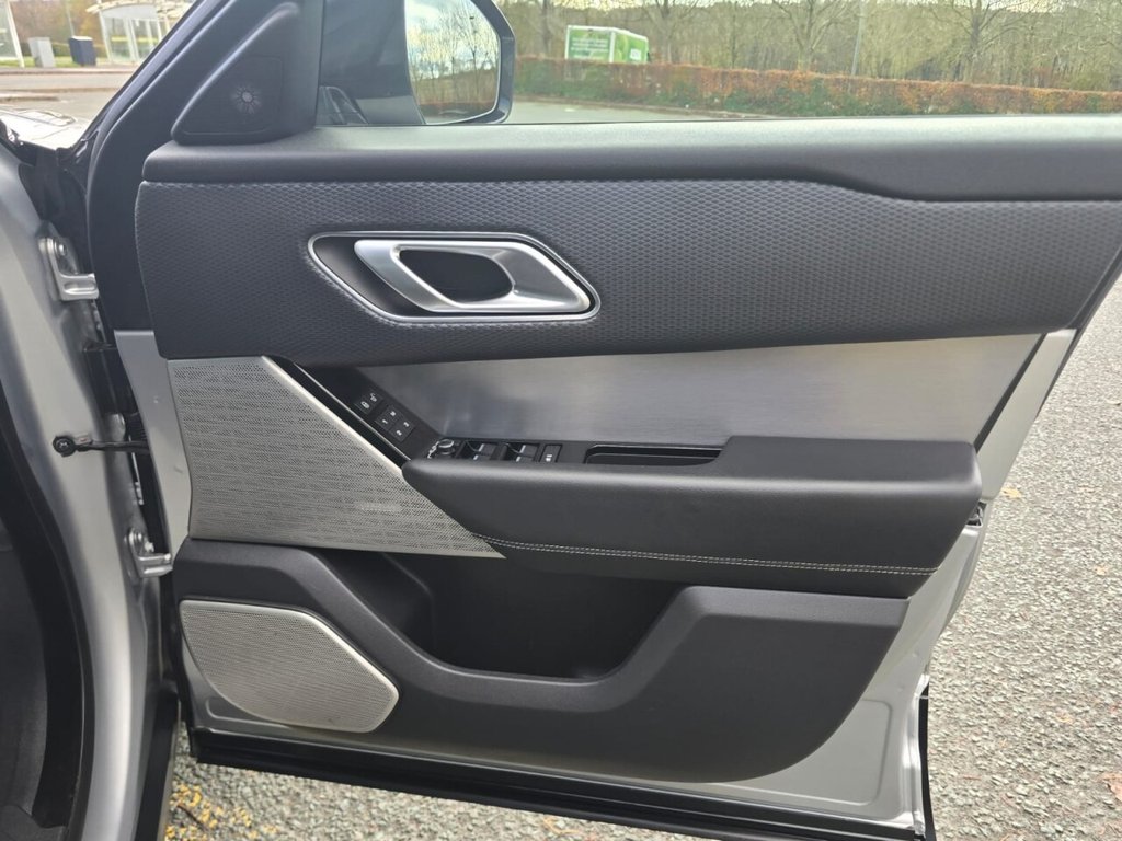 Used Land Rover Range Rover Velar 2019 for sale - 76178439: Photo 24