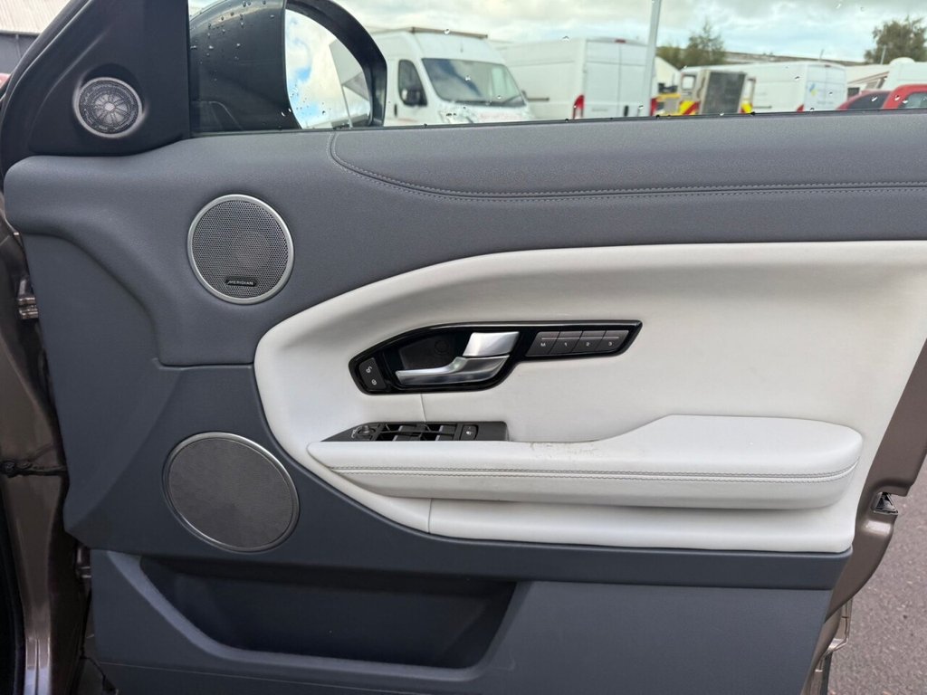 Used Land Rover Range Rover Evoque 2015 for sale - 74434476: Photo 16