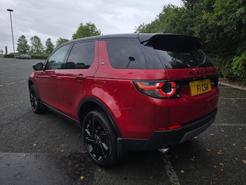 Used Land Rover Discovery Sport 2018 for sale - 74974294: Photo