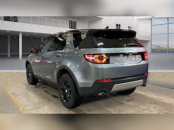 Used Land Rover Discovery Sport 2016 for sale - 77669037: Photo